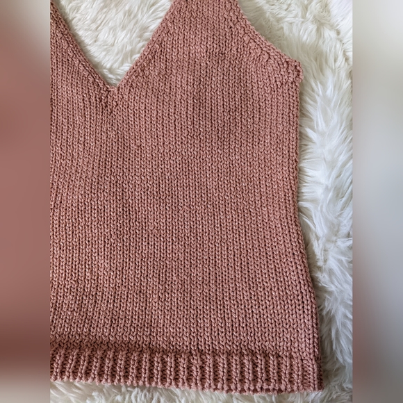 Intermix v-neck Pink Sparkle, knit tie back, tank top shirt, small - Picture 10 of 12